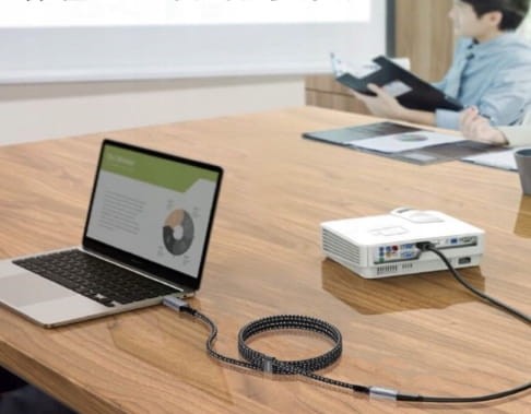 Huby i adaptery USB-C - Zenwire - Obejrzyj